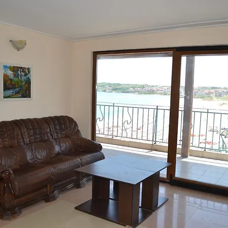 Phoenix Family Hotel 3*